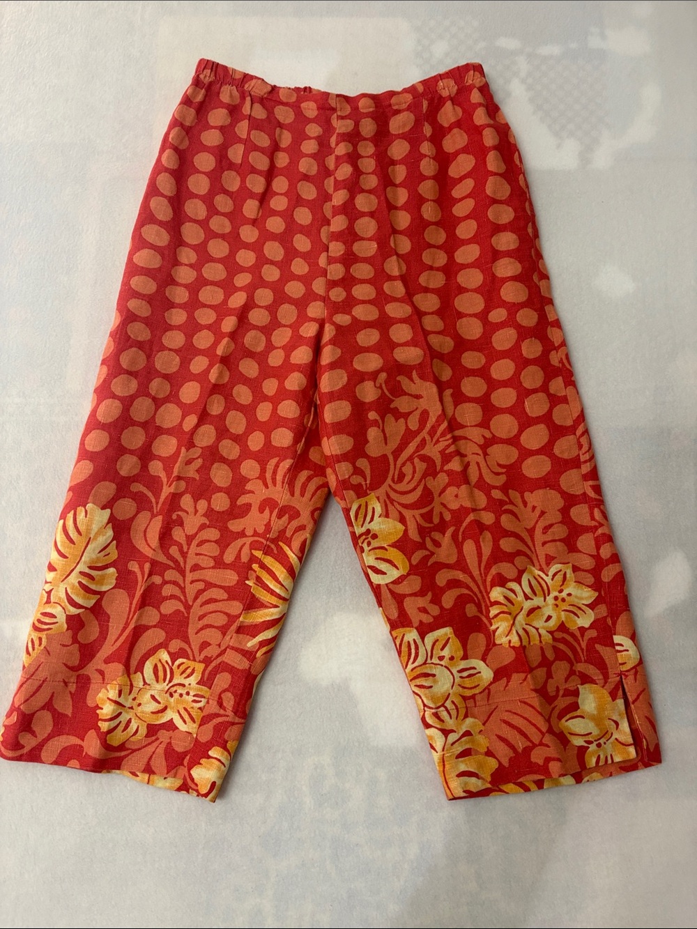 Ivy Coral and yellow linen cropped   Pants Size 6